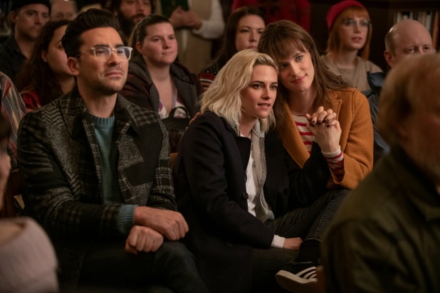 Review: ‘Happiest Season”Kristen Stewart And Mackenzie Davis Can't Make The Yuletide Gay In Hulu's Christmas Rom-Com