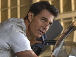 Tom Cruise in TOP GUN: MAVERICK