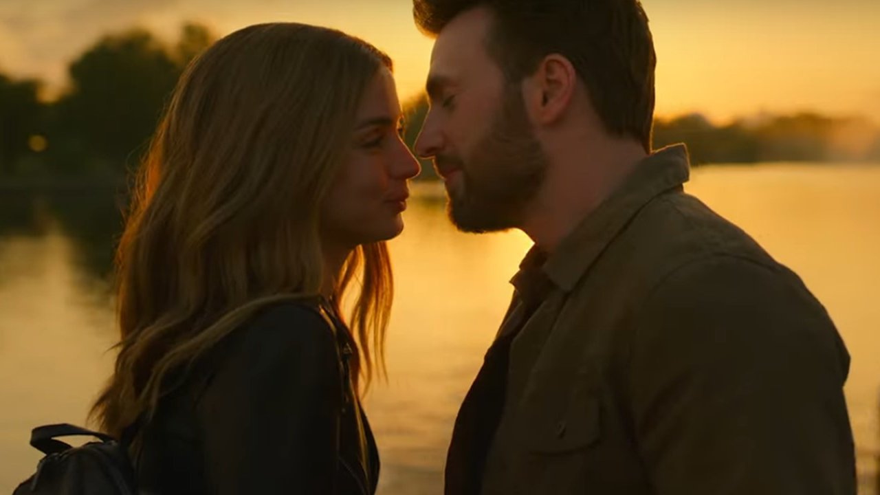 Ana de Armas in new Ghosted trailer : r/AnadeArmas