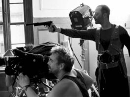 Luc Besson directing Jean Reno in LEON: THE PROFESSIONAL