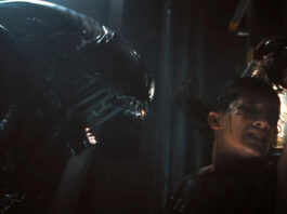 Cailee Spaeny faces a xenomorph in ALIEN: ROMULUS